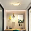 Chambre d'enfants minimaliste moderne Led plafonnier nordique créatif chambre univers forme acrylique plafonnier luminaires