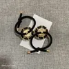 Moda clásica cadena de metal C perlas gomas anillo para el cabello cabeza cuerda horquilla para damas tocado favorito accesorios de joyería regalo vip