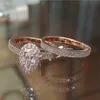 Anello nuziale di fidanzamento da donna di design 2 pezzi CZ placcato oro rosa alla moda Set1220492