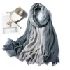 2021 Luxury Crinkle Bawełniany Szalik Kobiety Hidżab Pałąk Szal Lady Wrap Design NEAckerchief Tłumik Turban Fashion Foucaard Bandana Y1108