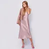 Sexy Satin col en v Spaghetti sangle robe femmes sans manches dos nu couleur unie robe automne nouveauté élégante fête robe Midi