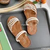 Slippers Summer Fashion Shoes Women Flat Rhinestone Flip Flops Sandals Female Ladies Zapatos De Mujer 2021 Zapatillas Casa