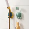 Set di accessori per il bagno 1pc Supporto per soffione doccia a 360° Staffa per soffione doccia autoadesiva regolabile Supporto per montaggio a parete Supporto per bagno Universale ABS per uso domestico