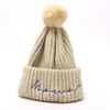 帽子帽子2021ベビーキッズ秋と冬の暖かい帽子男の子の女の子かわいいウールキャップの耳のマフ編みのフィット0-3y 10色