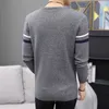 Slim Fit Sweater Ny Ankomst Man Sticka O-Neck Koreansk Fashion Casual Striped Homme Men Tröjor Ulldroppar Bomull Tops Y0907