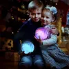 Mondlampe Bluetooth-Lautsprecher Nachtlicht, dauerhafte Galaxie-LED-Beleuchtung, 3D-Druck-Wiederaufladbarer hellmond sternenklarer Himmel mit Remote-Geschenken für Kind / Freund / Liebhaber