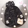 Femmes hiver dessin animé fourrure manteaux japonais Kawaii doux chat patte broderie fausse fourrure douce soeur Long chaud pardessus avec oreilles à capuche