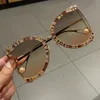 Zonnebrillen 2021 Women Oversized CZ Diamond Designer Sun Glasses Ladies Luxe tinten voor hele bulk 8901649