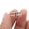 Bröllopsringar Fabrik Delikat högkvalitativ verklig 925 Sterling Silver Cross Thin Tiny Ring för Lady Party Drop Dainty Simple Mini