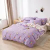 Conjuntos de roupas de cama 2022 Kawaii Strawberry Plaid Size Size 4pcs Definir desenho animado para meninas para crianças Passagem de edredom de edredom