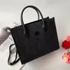 2022 Designer luksusowa torba na zakupy dżinsowe czarna torebka torba na ramię kolorowe płótno skórzane podróże Niezbędne portfele plecakowe Tote Crossbody 648134