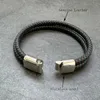 Bracelets de charme Bracelet tressé en cuir classique Bracelet en cuir Men039 Gift de luxe de boucle en acier inoxydable pour men4910569