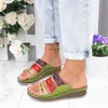 Zapatillas de mujer de verano Romeretro Zapatos casuales de tres colores Sandalias de punta abierta con parte inferior gruesa Resbalón en diapositivas Envío rápido Y200423 GAI GAI GAI