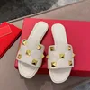 2021 women slippers Summer Beach Genuine leather rivet Slipper Flip Flops Sandals Woman Casual Flat Slides with box large size35-42