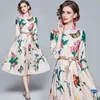 Frühling Mode Frauen Party Dres Elegante Hülse mit drei vierteln Blumen Druck Vintage Weibliche Casual Vestidos 210531
