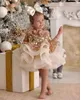 2021 Gold paljett Sparkly Flower Girl Dresses Ball Gown Sheer Neck Tulle långa ärmar Lilttle Kids Birthday Pageant Wedding Gown251a