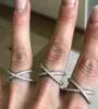 Design X Shape Cross Ring Kvinna Mode Micro Paved CZ Crystal Rings Infinity Sign Kvinnor Ringar för Girl Present