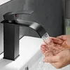 Rubinetti per lavabo da bagno Rubinetto per lavabo a cascata Rubinetto per acqua fredda monoforo senza Leed Rubinetto per lavabo Montaggio a ponte