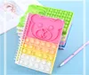 Fidgety Toys Cartoon Bear Head Pop Notebook Notizblöcke von Bubble Kinderpause nach der Schule Dekompression Fingerspielzeug Weihnachtsgeschenk