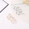Dynda żyrandol 2022 Modne słodkie nikiel Bezpłatne kolczyki Moda Biżuteria Square Stud dla kobiet Brincos Oświadczenie