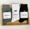 Nieuwe Harajuku retro heren effen kleur hoge kwaliteit kleurrijke casual buis mode zakelijke sokken groothandel 3 paren