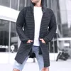 Erkek Sweaters Erkekler 2022 Avrupa ve Amerikan Kış Örgü Şeritli Jacquard Düz Renkli Kazeli Sıradan Gevşek Hırka Rüzgar Dergisi