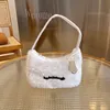 デザイナーREエディション2000 2005女の子のためのホーボースリングバッグLuxurys Sheep Fur Mini Clutch HandbagぬいぐるみサイドショルダートゥーボディTO255B