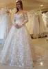 Scoop Neck Långärmade En Linje Spets Bröllopsklänningar Appliqued Backless Sweep Train Tulle Bridal Gowns Plus Storlek