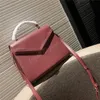 محفظة الكتف حقيبة crossbody ساحة رسول عادي سلسلة كافيار غلق بمشبك محفظة حقيبة حمل محافظ حقائب اليد 2021 المرأة الفضي مصممين حقائب حقائب