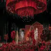 Мода красная тема свадебные украшения Центральные зала Холл висит искусственный цветок вечеринка отель DIY орнамент ковролин стул Sash поставки