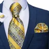 золотой пейсли лук галстук