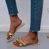 Rimocy Summer Women's Big Metal Chain Slippers Transparent Pvc Flat Beach Flip Flops Women Gold Plus Size Casual Slides Female 210528