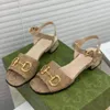 Nuevas sandalias de mujer de moda Sandalias de moda Zapatillas bohemias con diamantes Mujer Pisos Chanclas Zapatos Sandalias de playa de verano 35-40 q0011