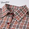 Yitimuceng Czerwona Plaid Bluzka Kobiety Vintage Kieszenie Przycisk Koszule Prosto Krótki Rękaw Summer Koreański Moda Topy 210601