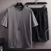 Erkekler Rahat Set Moda 2 Parça Eşofman Çizgili Kısa Kollu T-shirt + Şort Setleri Erkek Spor Eşofman Yaz Suit 5XL 210603