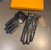 Casual Metalen Brief Lederen Handschoenen 100% Schapenvacht Wanten Hoge Kwaliteit Vrouwen Handschoen Winter Warm Drive Mitten Met Pluche Voering