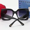 Designer Letterg Lunettes de soleil classiques Vente en gros Hip Hop Frame Design UV400 Mens Sports Sunglassse Tempérament Femme Sunglassessess