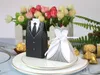 Favor Holders Creative Tuxedo Bridal Dress Candy Box 100st Bulk Chocolate Gift Box Bonbonniere bröllopskort med band1411533