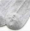 Wysokiej jakości moda luksusowy krótki sport g skarpetki uliczny Stripe Sport Sock Basketball Sock for Men and Ms 5PCs/Lot Mens Designer z Box 5 Kolor Mieszane ładowanie