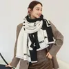 스카프 럭셔리 겨울 캐시미어 스카프 여성 두꺼운 담요 Neckerchief Shawls 및 랩 러블리 Hijab 숙녀 긴 Echarpe Pashmina Bufanda