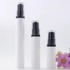 100 sztuk 5ml 10ml 15ml White Airless balsam pompy butelka z tworzywa sztucznego czarna pompa kosmetyczna packaging butelka próżniowa