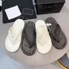 Designer woman Men Slipper flip-flops Splint Beach shoes Round head lovers Luxury Soft bottom comfort Fashion Tricolor Top Slides Lady Sandal Brocade With Box