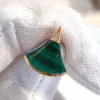 Orecchino a bottone in materiale oro V con pietra di malachite a forma di ventaglio e diamante in gioielli di fidanzamento per feste da donna di colore bianco natura spedizione gratuita P