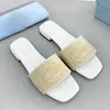 2022 Qualidade superior de luxo bordado Luxuries Designer Mulheres Chinelos Sandálias Sandálias Slide Verão Moda Beach Flip Flip Flops com Baixa Tamanho 35-43