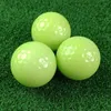 2 Teile/los Bälle Leuchtende Leuchten Helle Nacht Glow Wiederverwendbare Nacht Golf Ball Zubehör Fluoreszierende