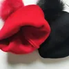 2021 En Kaliteli Tasarımcı Kış Kapakları Şapkalar Kadın Bonnet Kalın Beanies Gerçek Rakun Kürk Pompomları Sıcak Kız Kapağı Snapback Pompo286f