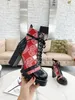 الكلاسيكية الزهرة القديمة إلكتروني النسيج المرأة أحذية عالية الكعب قصيرة الدانتيل يصل تصميم سميكة أسفل متعدد الألوان النمط الأوروبي والأمريكي
