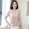 Coréen en mousseline de soie femmes Blouses bureau dame Satin à manches longues chemise col en V solide hauts grande taille 210531