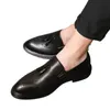 Mannen schoenen mode lage hak pu lederen mannelijke casual comfortabele stijlvolle klassieke loafers schoenen voor heren