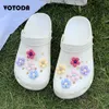 Mulheres verão praia sandálias fofos espuma sapatos jardim sapatos menina slides DIY encantos encantos buracos chinelos fêmea tamancos plana comfly flip flops y0731